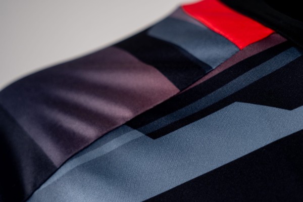 andro-Shirt-Sangai-schwarz-rot-05-detail-300-021-265-2000x2000px