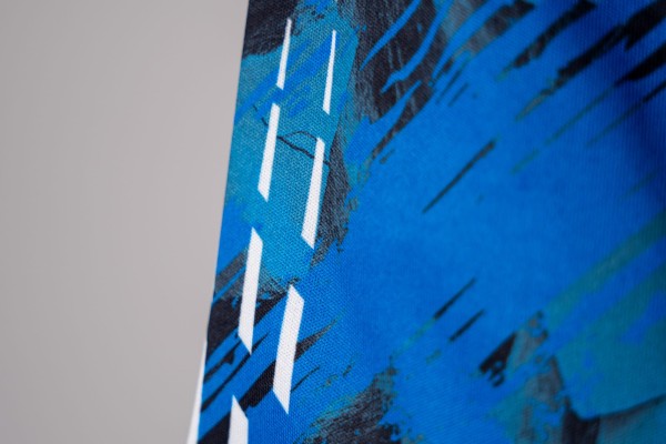 andro-Shirt-Tatio-blau-gelb-05-detail-300-021-267-2000x2000px