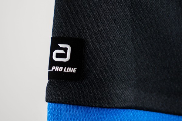 andro-Shirt-Irazu-forest-blue-05-detail-300-021-256-2000x2000px