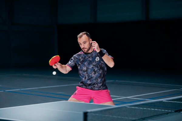 andro-Shirt-Tatio-schwarz-pink-04-Action-300-021-266-72dpi