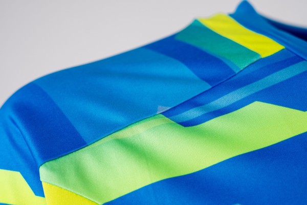 andro-Shirt-Sangai-blau-gelb-05-detail-300-021-264-2000x2000px