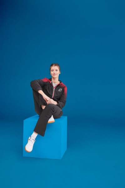 salivan_AND_action_21-22_0332 1_72dpi_Web_3