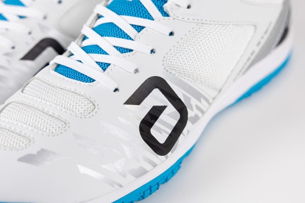 andro-Schuh-Cross-Step-3-weiss-hellblau-04-detail-350-021-023-2000x2000px
